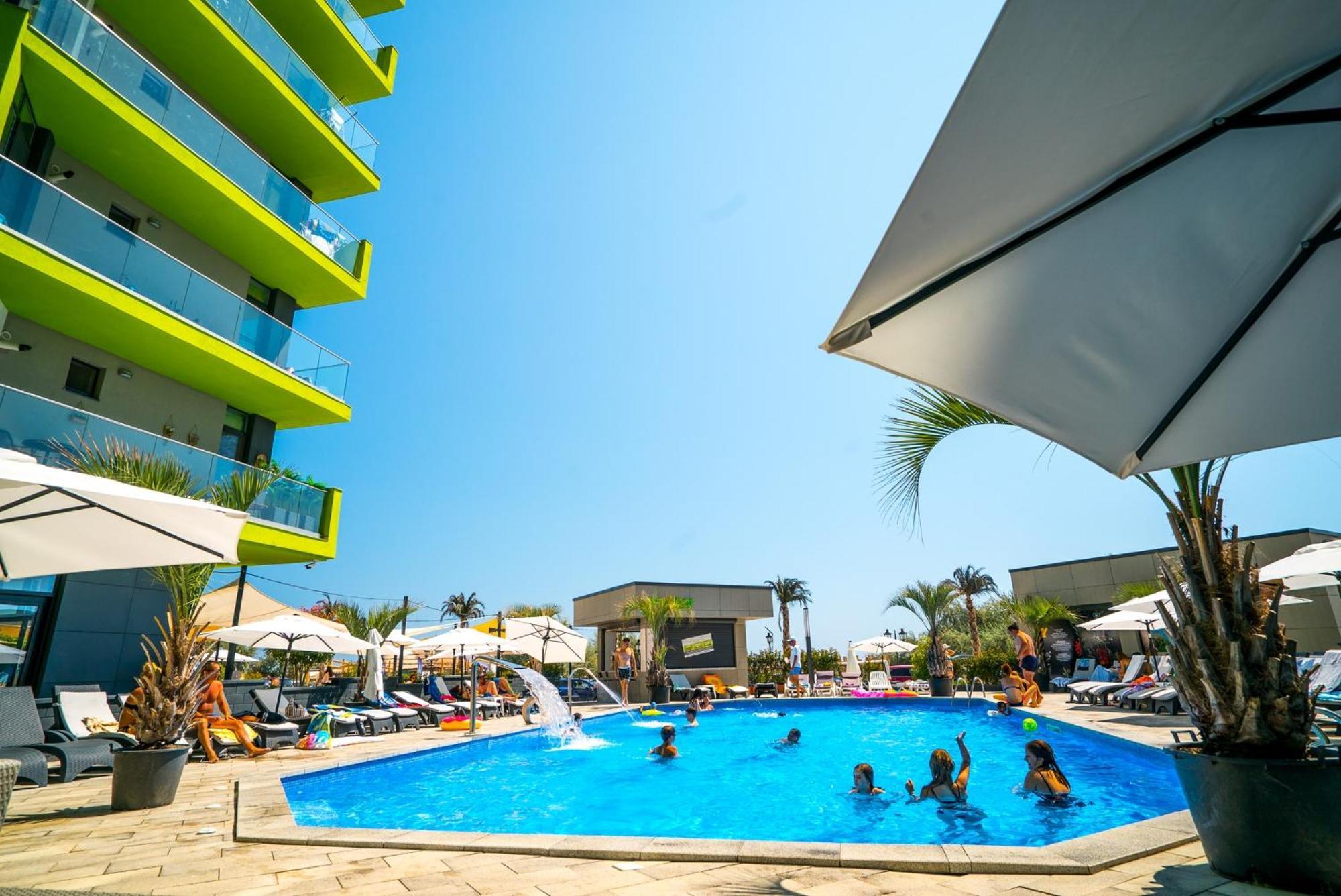 Aquamarine - Pool & Spa Beach Resort Navodari Exterior photo