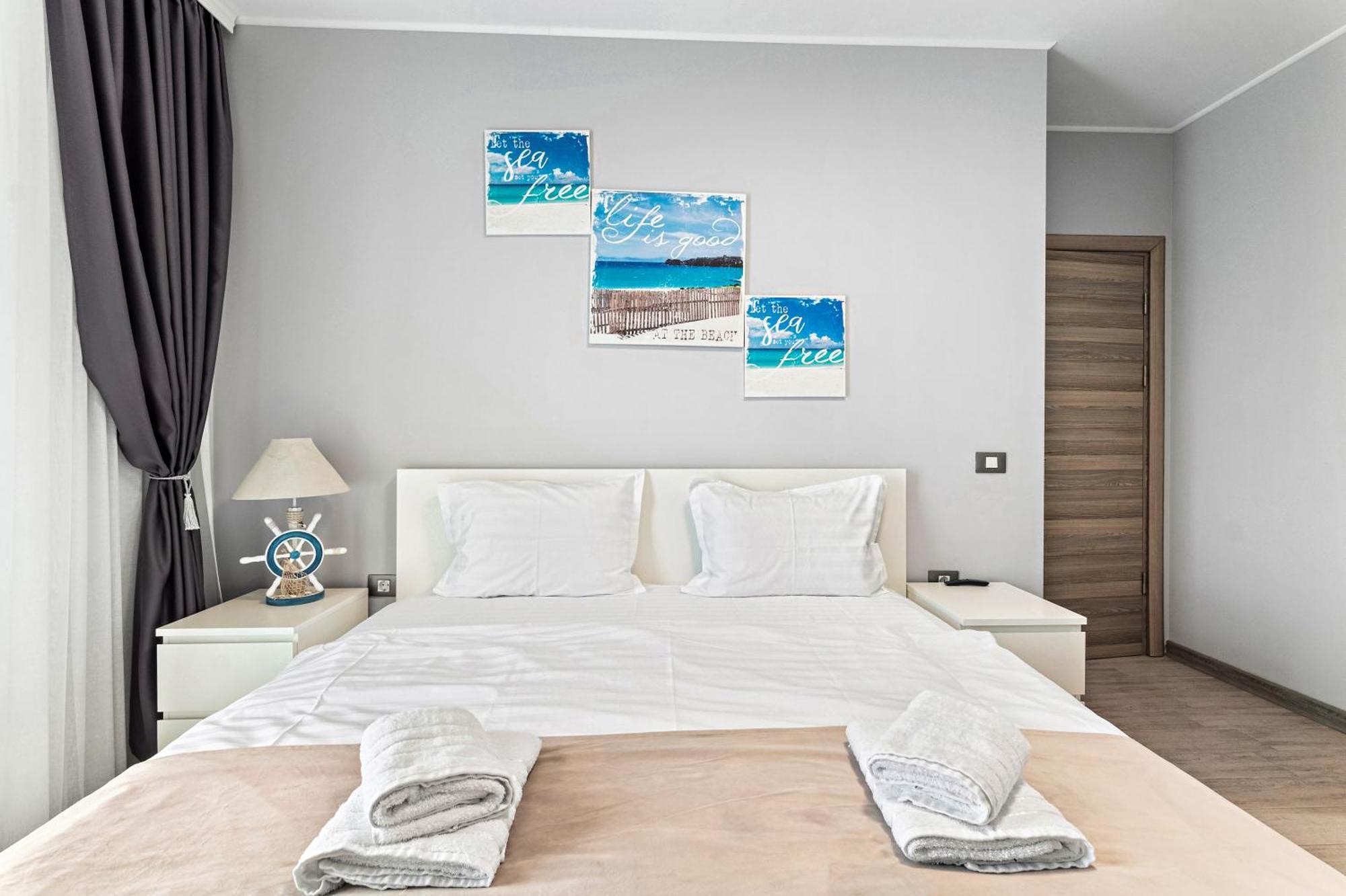 Aquamarine - Pool & Spa Beach Resort Navodari Exterior photo
